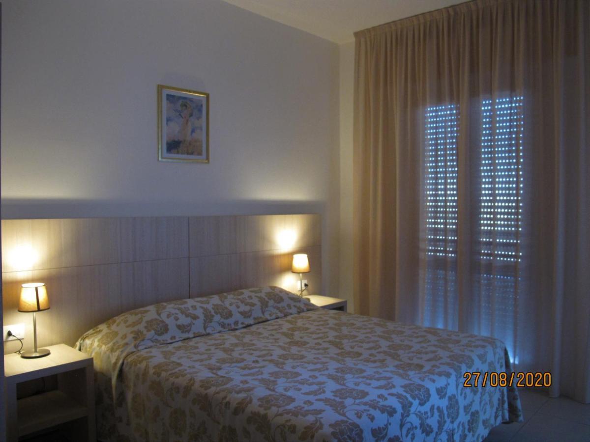 Santa Barbara Hotel & Apartments Bellaria-Igea Marina Exterior foto