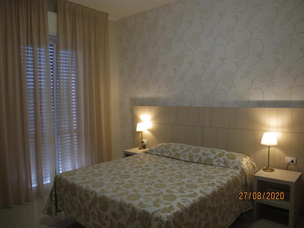 Santa Barbara Hotel & Apartments Bellaria-Igea Marina Exterior foto