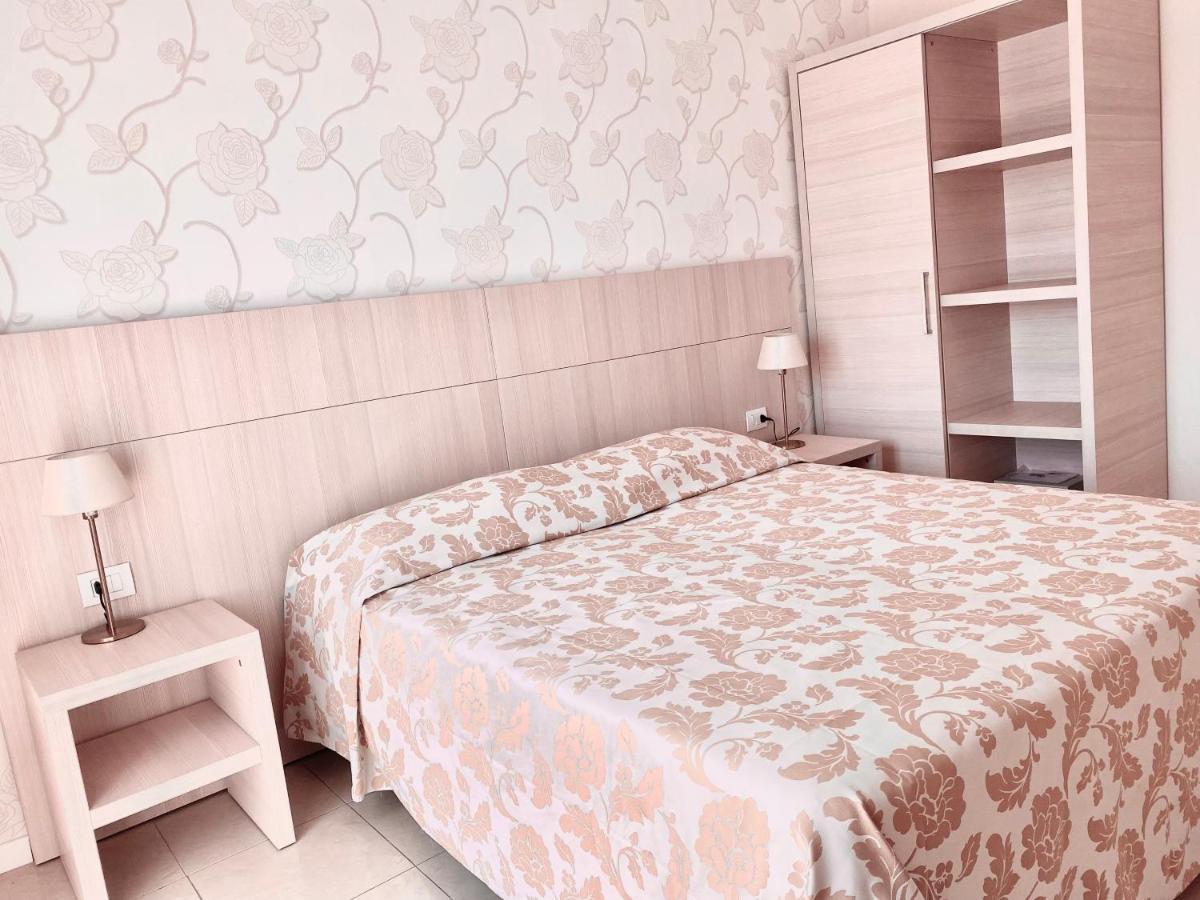 Santa Barbara Hotel & Apartments Bellaria-Igea Marina Zimmer foto